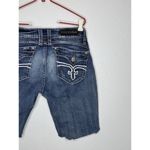 Rock Revival Shorts Womens 32 Stephanie Cut Off Denim Flap Embelished Pocket Y2K - Picture 9 of 16
